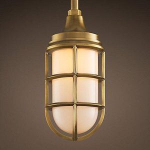 Подвесной светильник из латуни от Restoration Hardware Подвесной светильник из латуни от Restoration Hardware