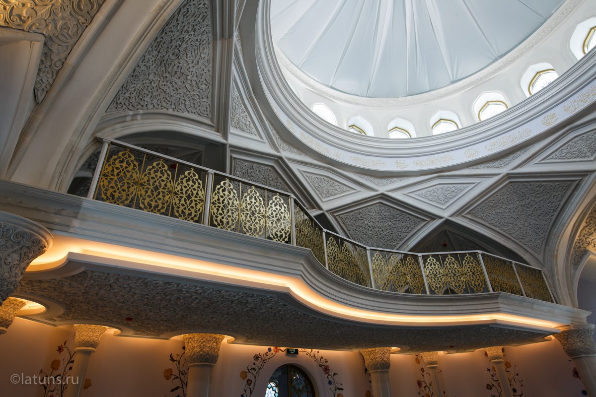 Латунный декор в новую мечеть в Казани