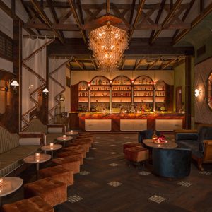 Apotheke создаёт в LA секретный, кинематографически вдохновленный коктейль-бар Apotheke создаёт в LA секретный, кинематографически вдохновленный коктейль-бар