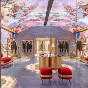 ЭКСКЛЮЗИВ: DOLCE & GABBANA ПРЕДСТАВЛЯЕТ ПОТРЯСАЮЩИЕ ПАРИЖСКИЕ ИНТЕРЬЕРЫ Дизайн магазинов D&G
