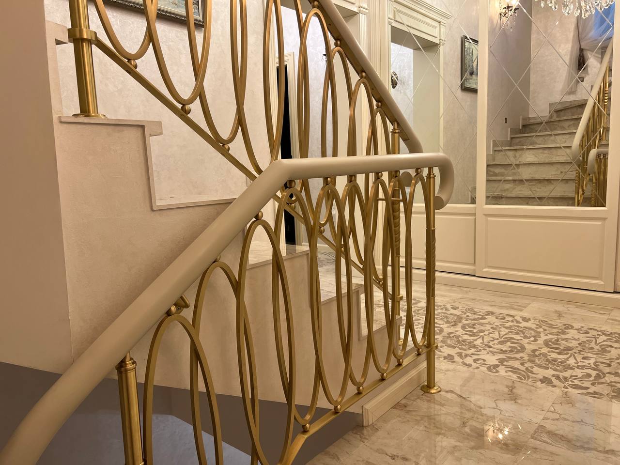 Латунное ограждение Золотой эллипс