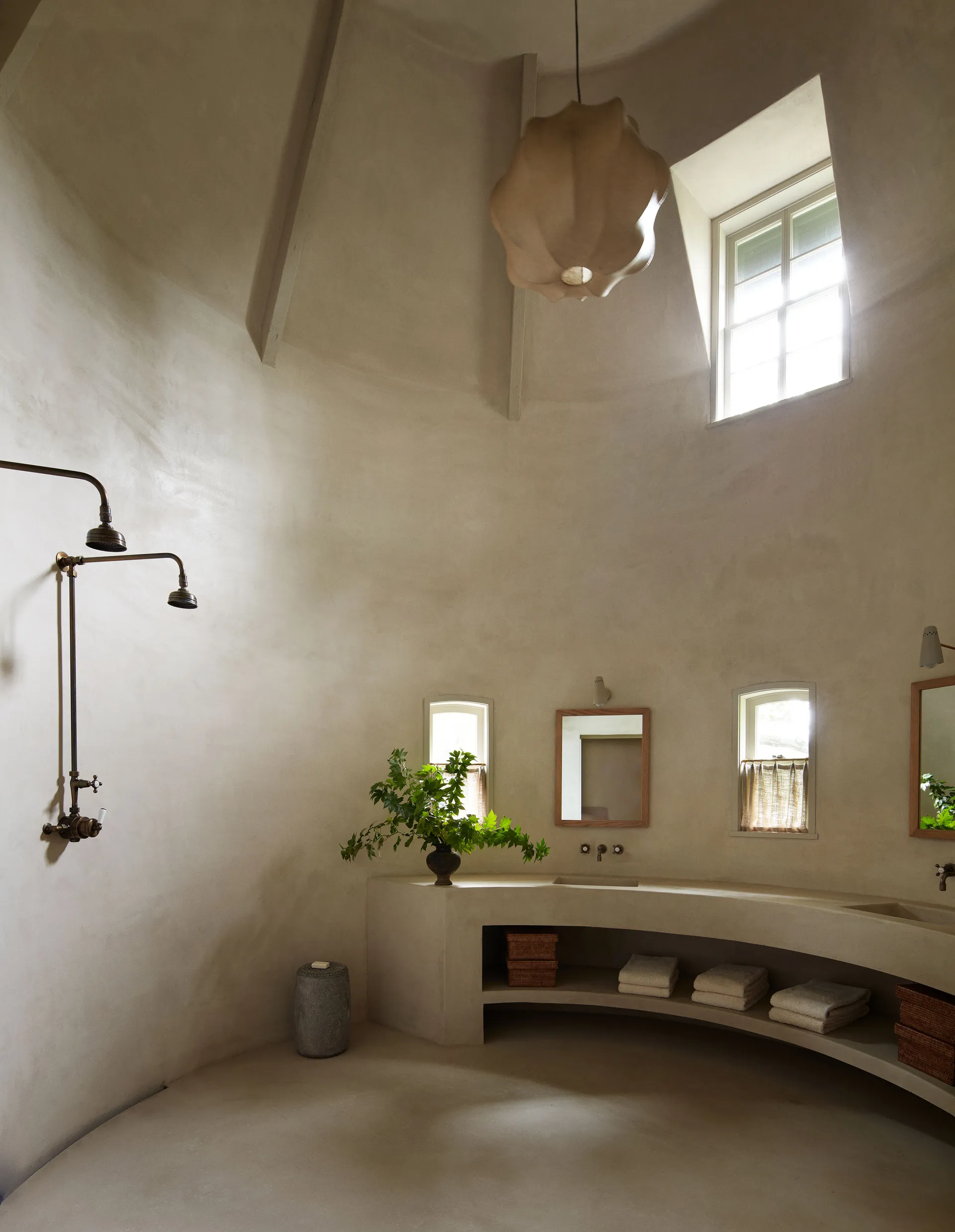 Photo Stephen Kent Johnson. Styling Michael Reynolds_AtelierAM-Project