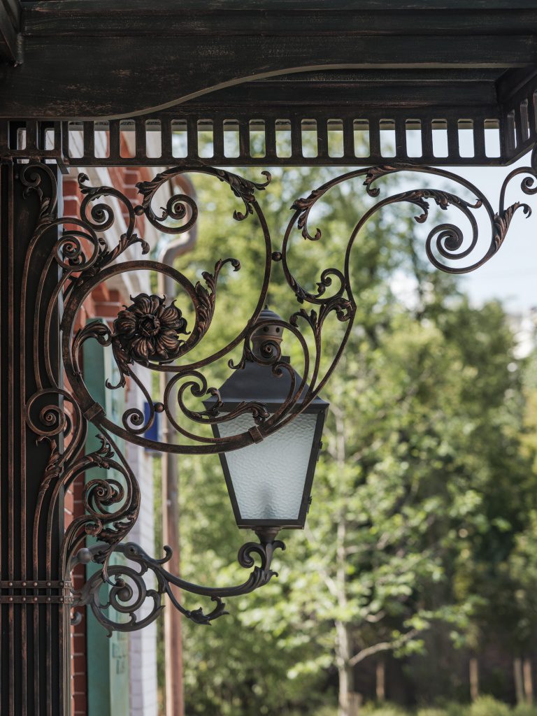 Козырьки для входных групп ГУОД. Фото 8