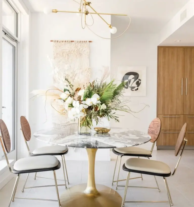 Главные тенденции мебели из латуни в 2025 году: смелая, теплая и неподвластная времени