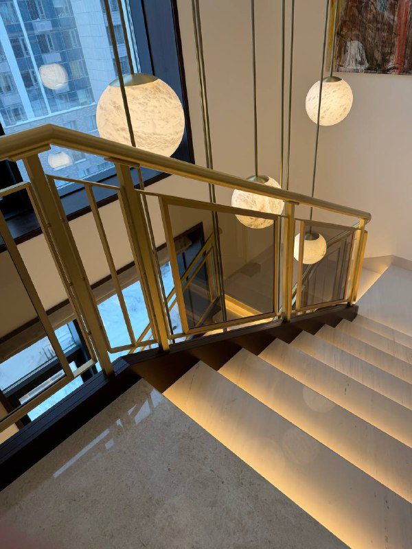 Лестничные ограждения из латуни Сидней Сити. Фото.4