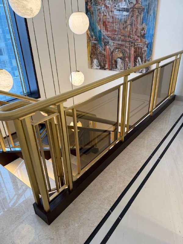 Лестничные ограждения из латуни Сидней Сити. Фото.5