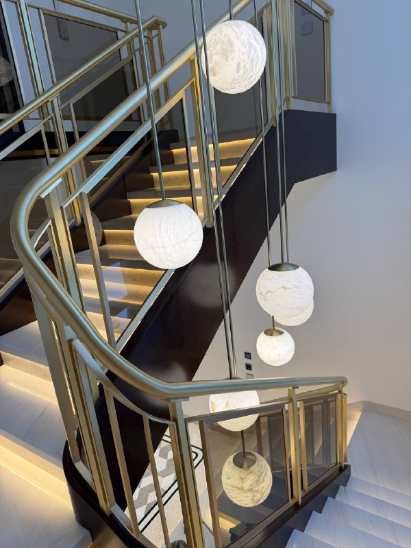 Лестничные ограждения из латуни Сидней Сити. Фото.9